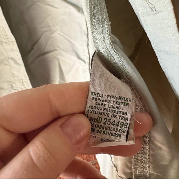 L.L Bean Tan Lined Netted Men’s Button Down Shirt Size Medium - Picture 4 of 7